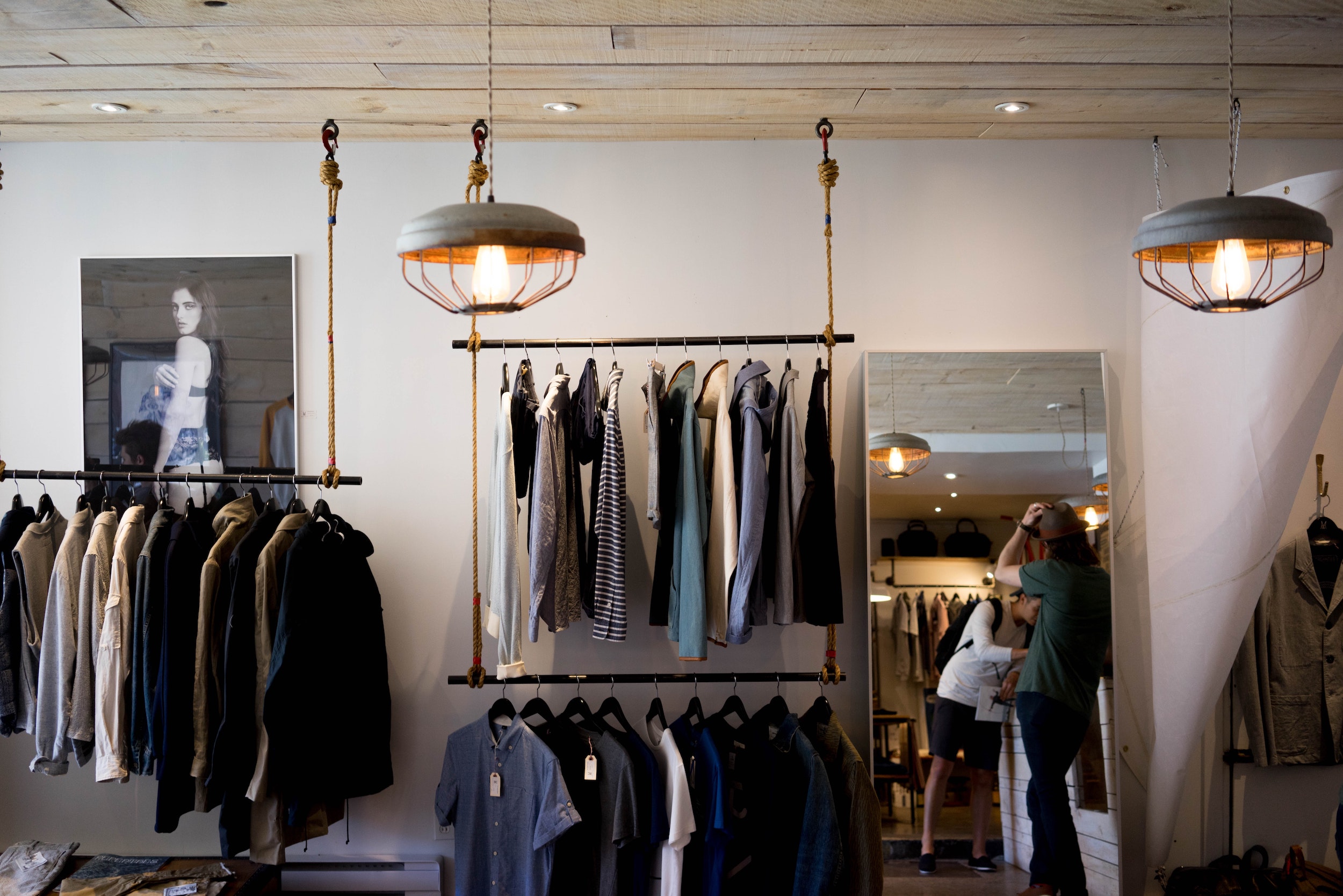 4 Benefits of a Minimalist Shop Design